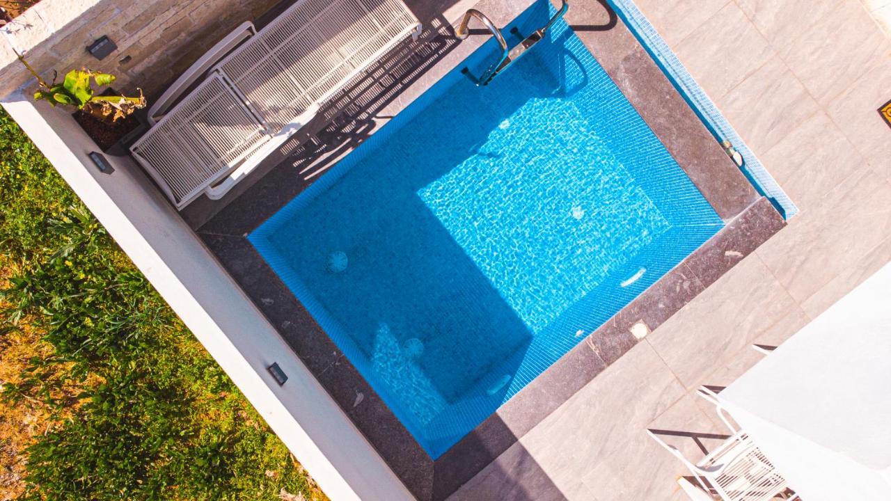 Thronos Aqua Residence A Sea View Luxury Villa Pachia Ammos Exterior foto